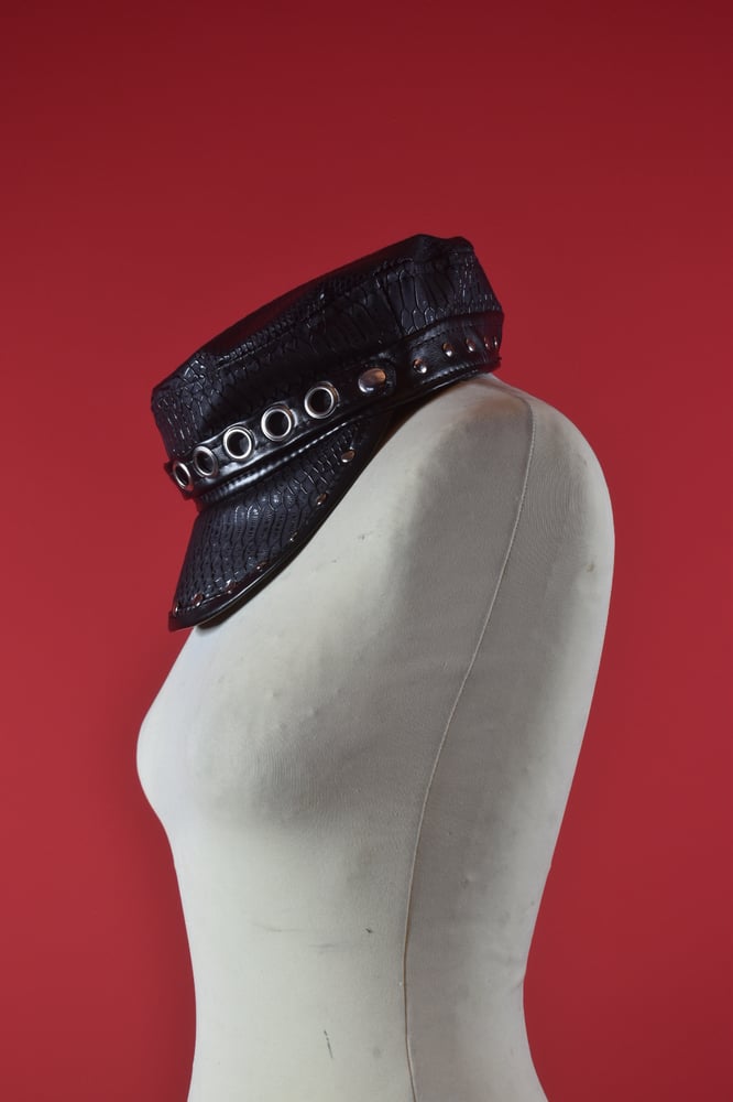 Image of DOMINATE HAT