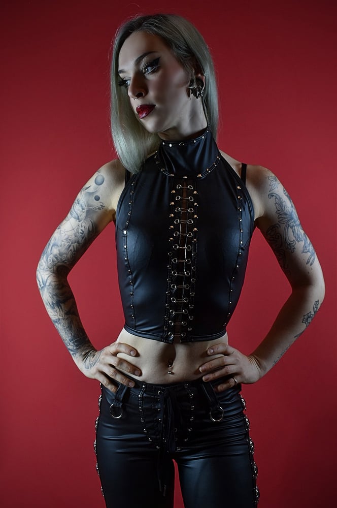 Image of LINKS HALTERNECK TOP