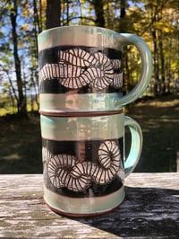 Image 2 of Shorter/Squat Rope mug