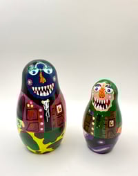 Image 2 of Bermuda Dolls 14.