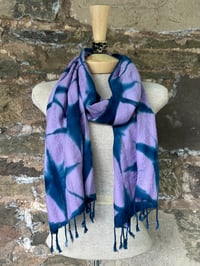 Image 4 of Lilac Stars — Rustic Cotton Scarf