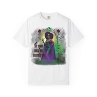 Image 5 of Spooky Halloween T-shirt | Chic Vampire Glam | If You Got It Haunt It