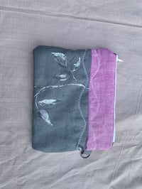 Image 6 of Quilted Linen Zippy Bag Set - Peonies on Slate