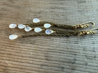 Image 9 of Moonstone in brass earrings / n7