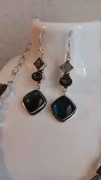 Image 4 of FACETED LABRADORITE NECLACE AND EARRING SET