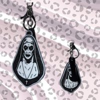 Image 2 of THE NUN 3D KEYRING & TROLLEY TOKEN