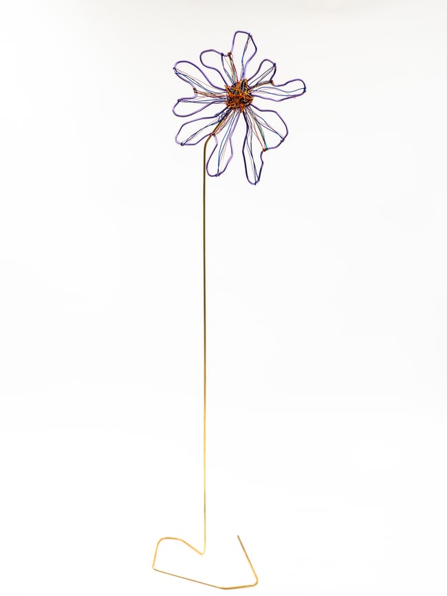Handmade Wire Flower Sculpture: Purple Daisy Home Decor Gift