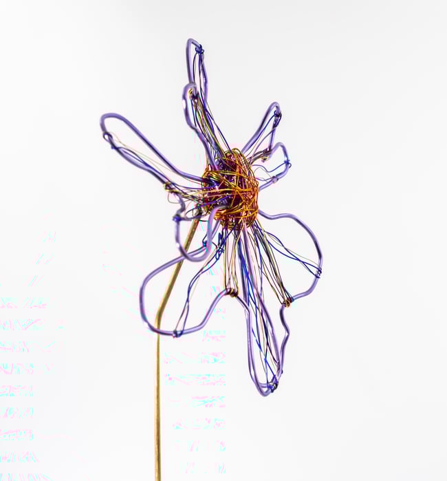 Handmade Wire Flower Sculpture: Purple Daisy Home Decor Gift