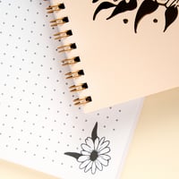 Image 4 of Notebook - Min Daisies