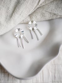 Image 5 of Grandes Boucles d'Oreilles JANELLE Or/Argent