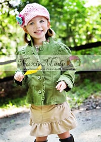 Image 2 of 🧶 Girls Pink Crochet Newsboy Hat with Flowers