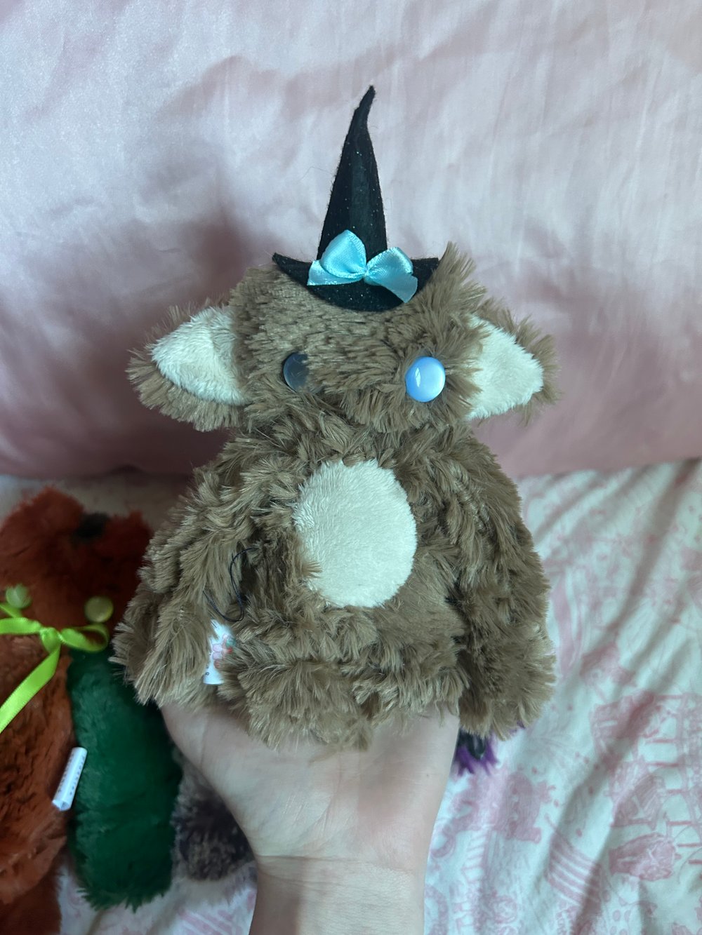 Image of conner witch the otter