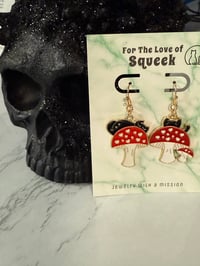 Image of Kittie and Mushrooms