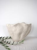 RIPPLES blanco vase
