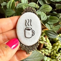 Image 8 of Broche café