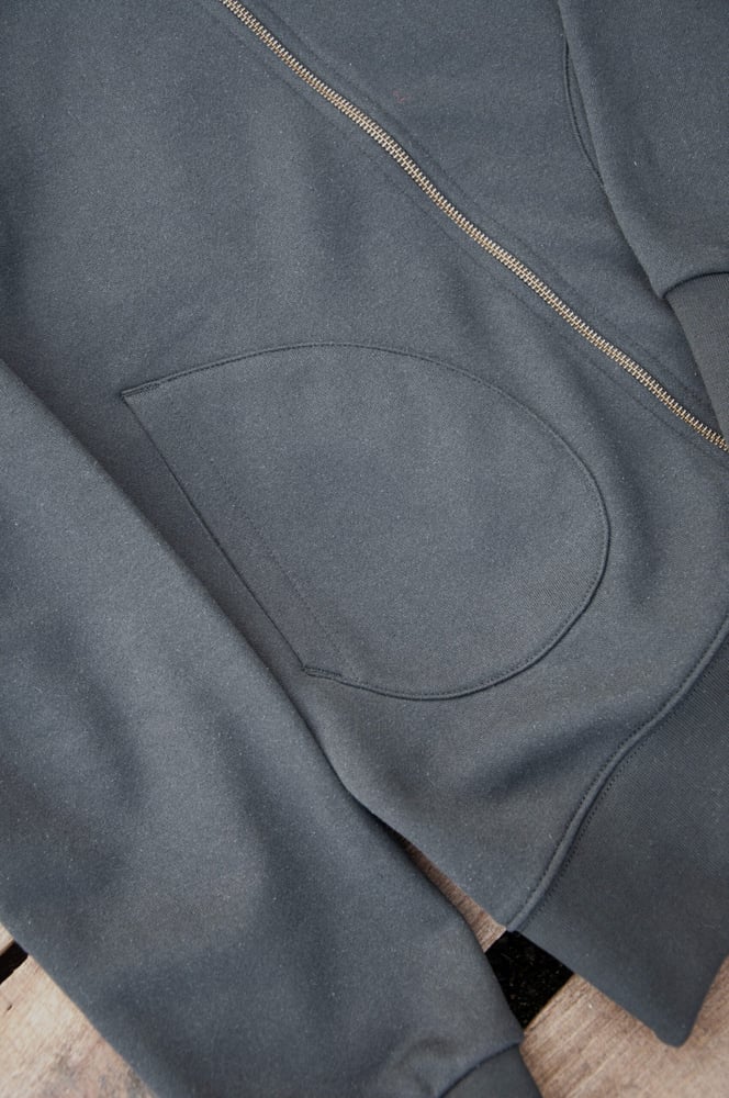 Image of AGE OF GLORY ZIPPER HOODI 