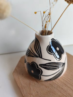 Image of  Petit vase feuillage noir 