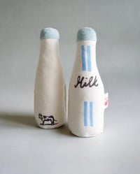 Image 5 of Doudou Bouteille de lait NORMADOT - tissu biologique, artisanal