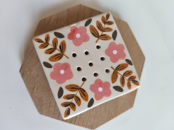 Image of  Porte savon fleur rose 