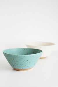 Image 3 of Coral Beach Porridge Bowl