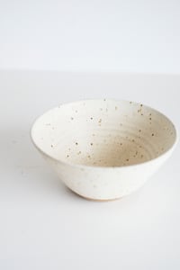 Image 2 of Meadowsweet Porridge Bowl
