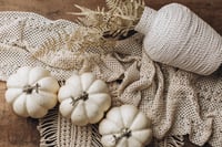 Image 4 of Set Luisa