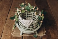 Image 2 of Mint set with differnt flowers for a boy and a girl 