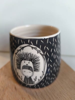 Image of     Petite tasse  hérisson noir et blanc 