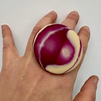 Image 5 of NEW Maxi Ink ring in claret/cream