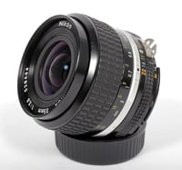 Image 3 of Nikon Nikkor 35mm F2.8 lens for all F mount #1188
