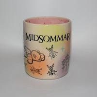 Image 3 of midsommar
