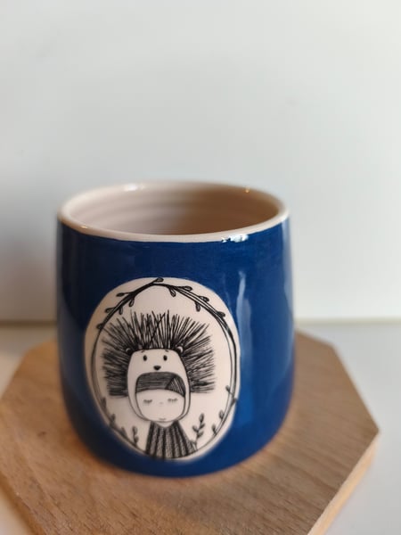 Image of  Petite tasse hérisson bleu foncé 