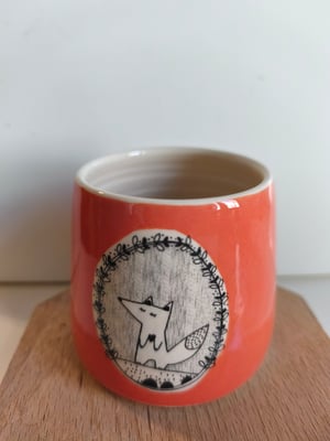 Image of     Petite tasse loup orange 