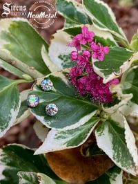 Image 3 of Neometal Threadless Prong set Swarovski CZ