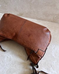 Image 5 of FLOWER BUCKLE LEATHER BAG