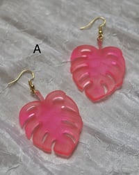 Image 2 of monstera ohrringe