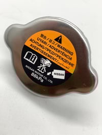 Image 1 of New Nissan radiator cap for Pao, Be-1 and K11 Micra