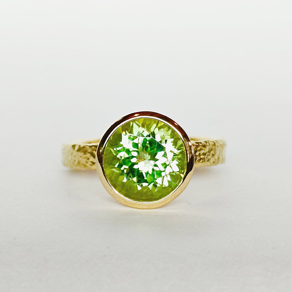 Beeld van Peridot solitair