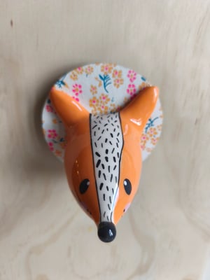 Image of  Trophée loup orange