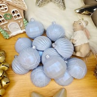 Image 3 of Snowkissed 5pk Baubles