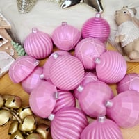 Image 1 of Tis' the Season 5pk Baubles