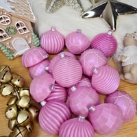 Image 4 of Tis' the Season 5pk Baubles