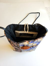 Image 5 of Esperanza Crossbody Bag