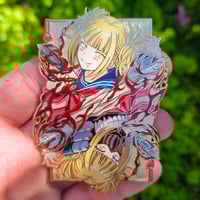Image 2 of Queen of Hearts Pin (Sandblast Card)
