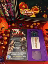 Image 2 of Halloweentown (1998) VHS 