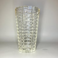 Image 1 of Vase Art Déco vintage en verre moulé géométrique – Années 40