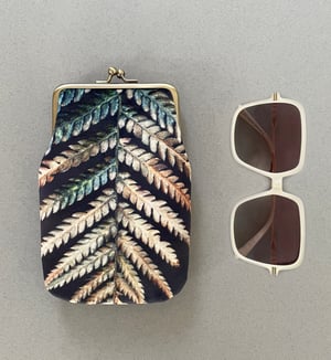 Image of Fern frond, velvet glasses case with kisslock frame
