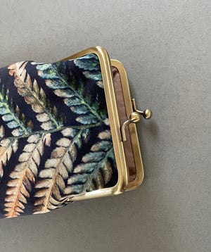 Image of Fern frond, velvet glasses case with kisslock frame