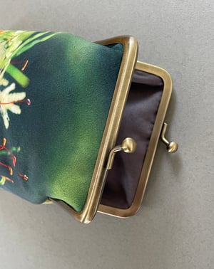 Image of Tree mosses, velvet glasses case with kisslock frame