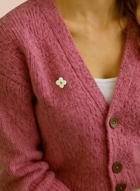 Image 1 of Joia - pin’s fleur - palette classique 